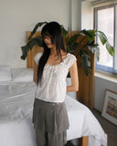 Shua lace punching ribbon puff blouse
