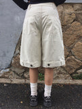 Boring Adjust Cut Rivet Bermuda Pants