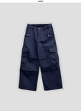 Moving diagonal pocket cargo pants