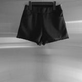 Lilin Frill Shorts