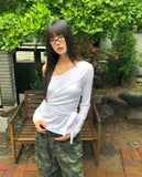Evin Ribbon Unbalanced Layered One-Off Shoulder Long Sleeve T-Shirt