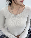 Reen U-Neck Crop Long Sleeve Tee