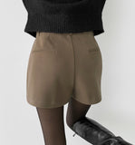 Year-End Party Look Mood Wool Luxury Short Pants