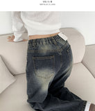 4 Season Basic Wide-Fit Washed Denim Pants