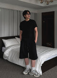 Basic One-Tuck Bermuda Pants