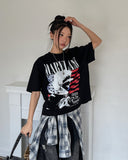Land semi-crop over short sleeves