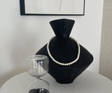 Lont pearl necklace