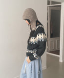 Uken Nordic Heart Cable Round Knit