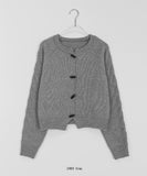 Modendi cable duffel crop cardigan
