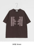 [unisex] Mut Lettering Over Short Sleeve Tee
