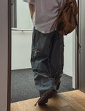 Folding pocket curved damage denim pants