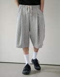 Light Deep Tuck Half Pants