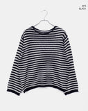 Zuri Stripe Pattern Round Neck Loose Fit Long Sleeve Knit