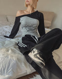 Butterful Lettering Unbalanced Off-Shoulder Long Sleeve