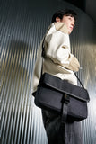Easy Messenger Bag