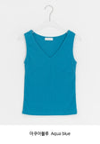 Toara Ribbed Diagonal Cut V-neck Sleeveless