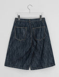 Lahuni Non-Fade Bermuda Pants