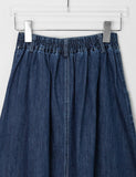 Toira Pintuck Banding Flare Denim Long Skirt