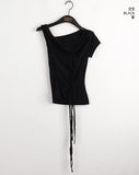 Hipot Ribbon Strap One-Off-Shoulder T-Shirt