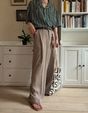 Depth One Tuck Basic Slacks