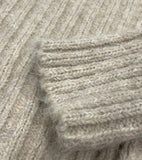 Cozy high-neck over knit