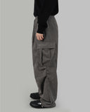Logan golden cargo pants