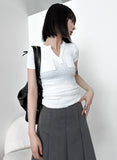 Neck slit pocket t