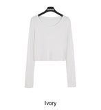 Reen U-Neck Crop Long Sleeve Tee