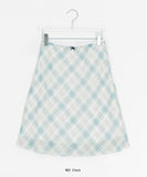 Heliti Wavy Lace Midi Skirt