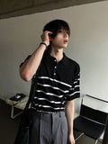V-in stripe button collar short sleeve knit