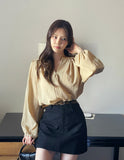 Macaron V-Shirring Blouse