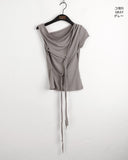 Hipot Ribbon Strap One-Off-Shoulder T-Shirt