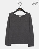 Wali Bokashi Boat Neck Off-Shoulder Long Sleeve Knit