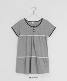 Hanami Lace U-neck Button Short Sleeve Tee