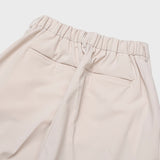 Near one tuck cotton pants