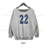 22 Cutting Off-Shoulder Sweatshirt