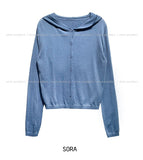 Tone-on-tone button casual hood