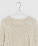 TL Wool Cable Round Knit