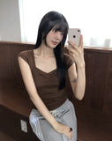 Lina Heartneck Punching Cap Sleeve Shirring Short Sleeve T-Shirt