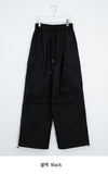 [unisex] Bene Nylon Cargo Parachute Banding Wide Pants