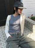 OVERLOCK SLEEVELESS