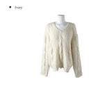 Hearts Cable Loose Fit Wool V-Neck Knit