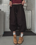 Bulky Pintuck Cargo Bermuda Pants