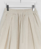Larsen Summer Pintuck Banding Bermuda Pants