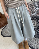 Dihen pin tuck bermuda pants