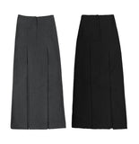 Pleated long skirt