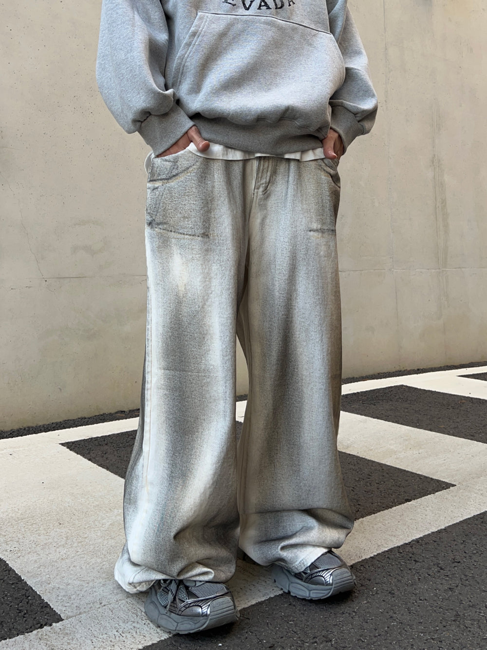 【KOOLOSET】Dirty Bermuda Wash Denim 