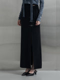 [mnem] deep slit buckle long skirt