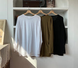 Loose-fit Silket U-Neck Long Sleeve T-shirt