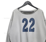 22 Cutting Off-Shoulder Sweatshirt